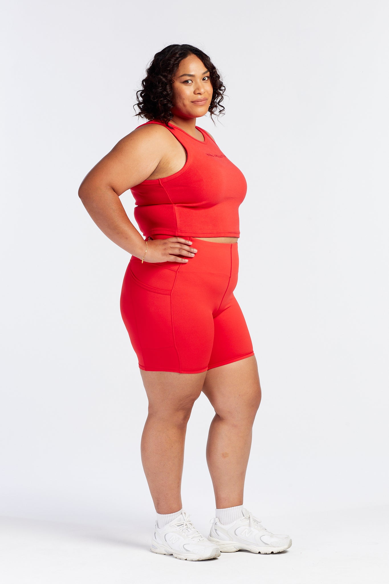 SUMMER SIGNATURE CROP TANK HIBISCUS