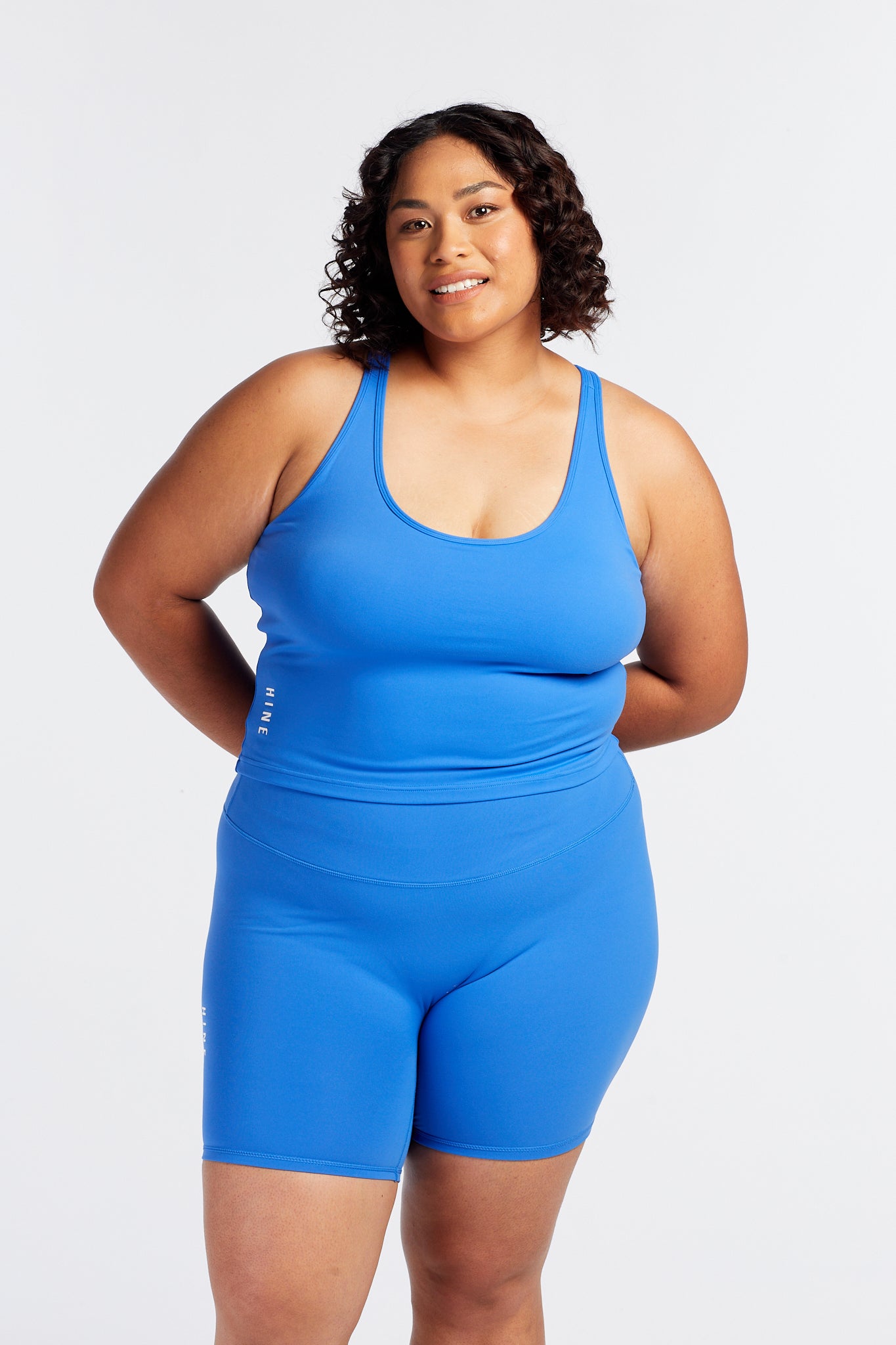 SUMMER PERFORMANCE CROP SINGLET MOANA