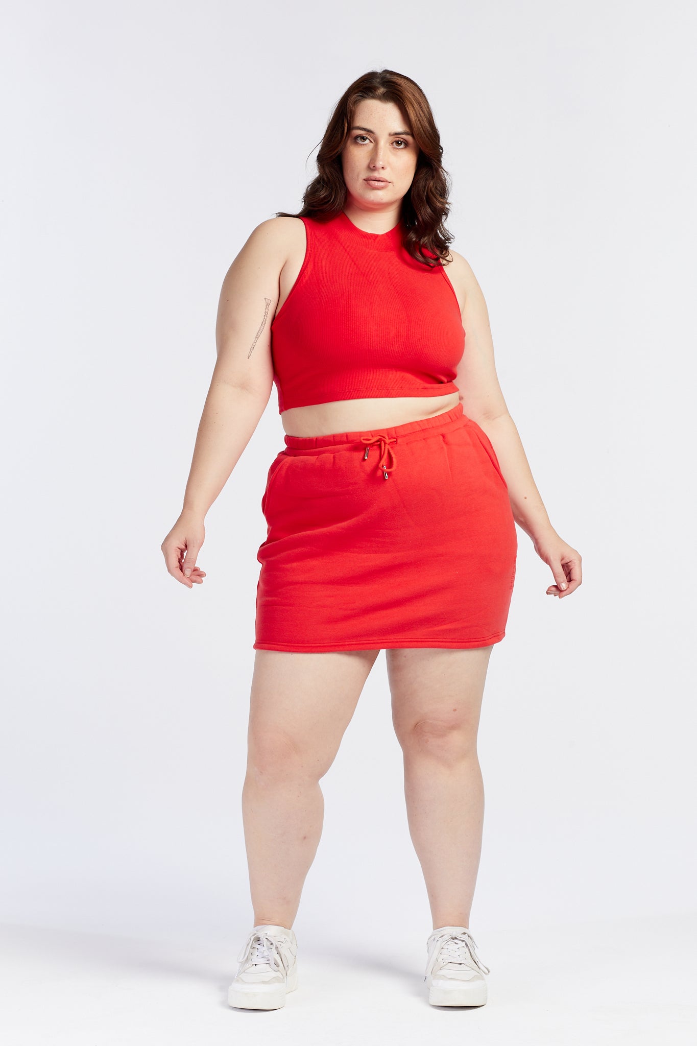 SUMMER HIGH NECK CROP HIBISCUS