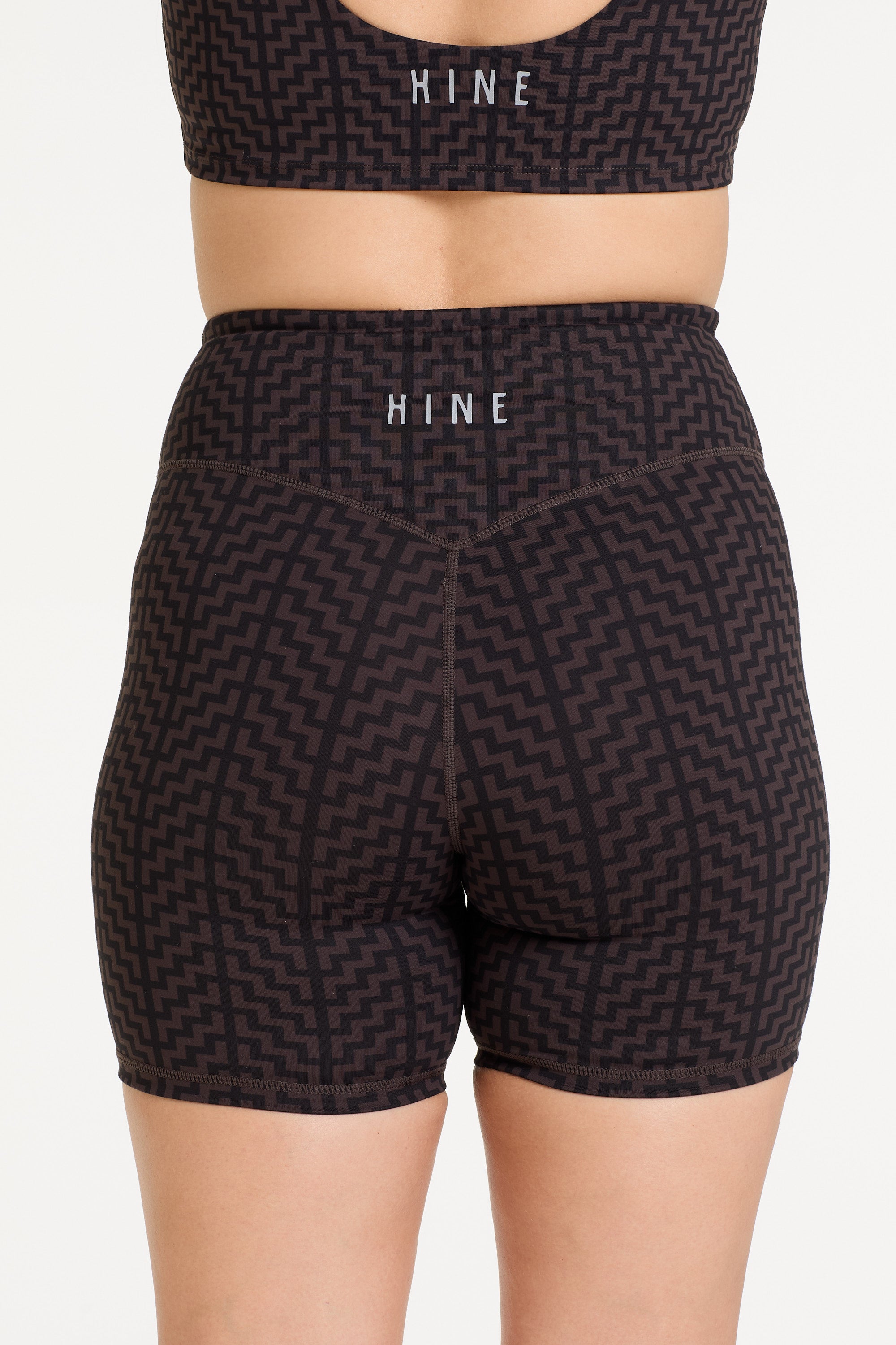 POUTAMA PRINT MID SHORT