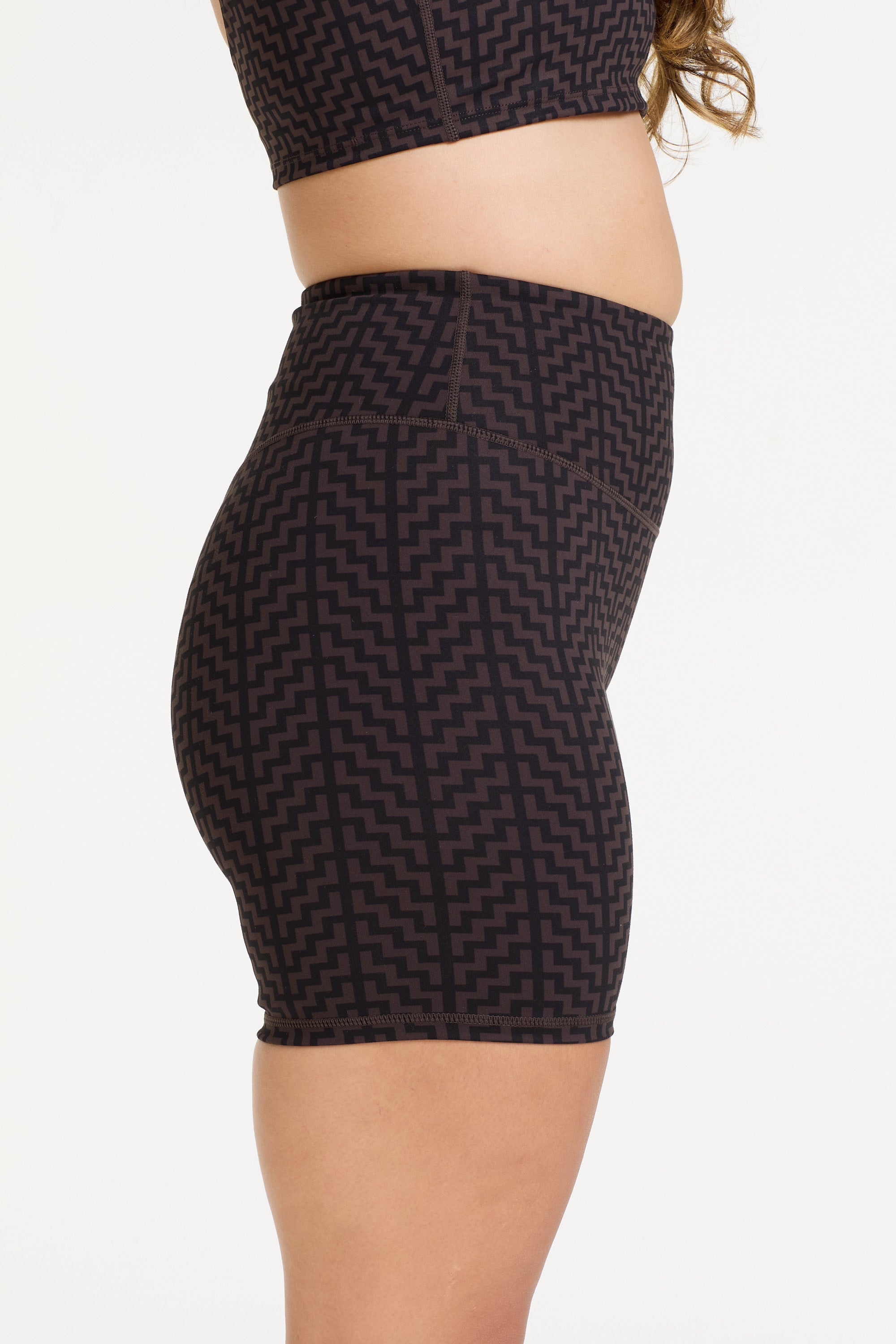 POUTAMA PRINT MID SHORT