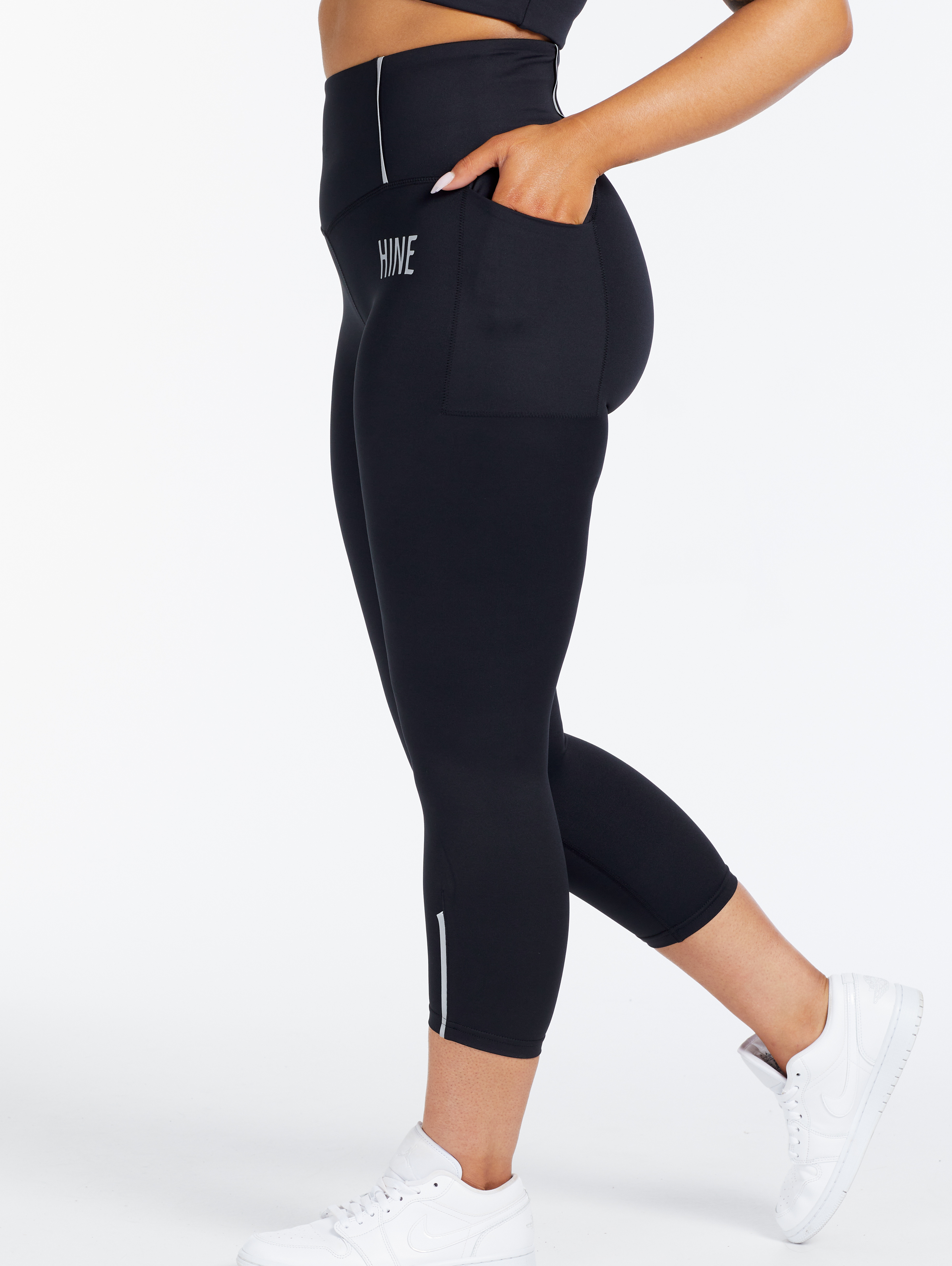 PERFORMANCE COMPRESSION 7/8 LEGGINGS ONYX
