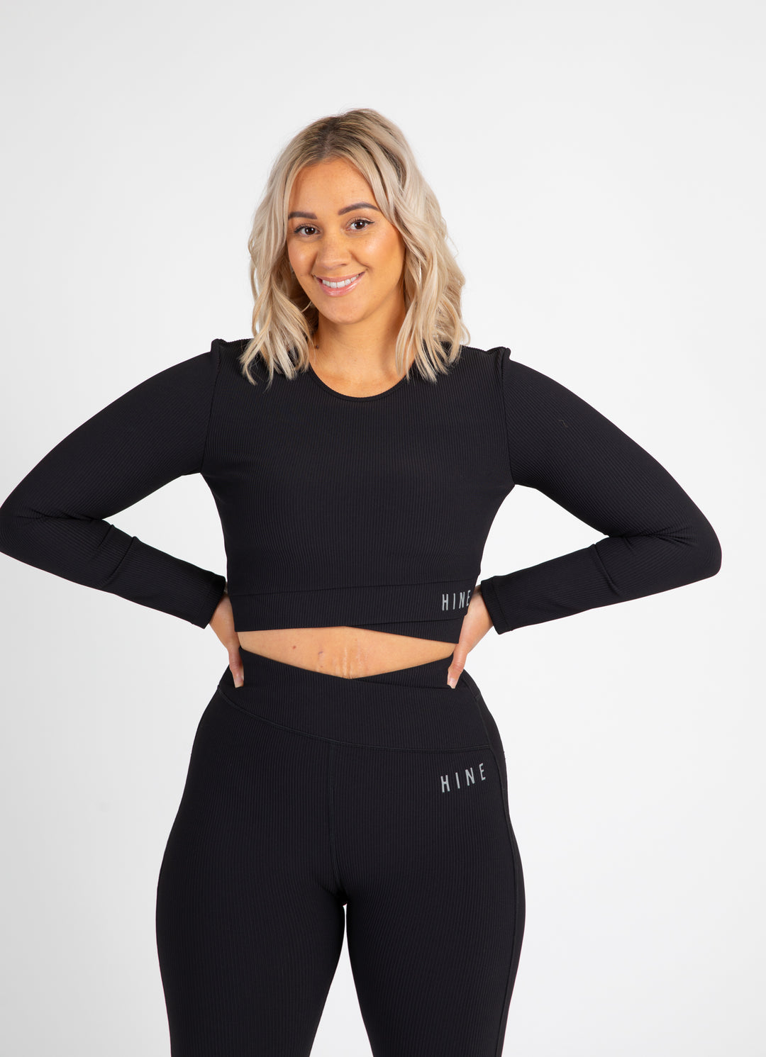 RECOVERY CROP LONG SLEEVE ONYX