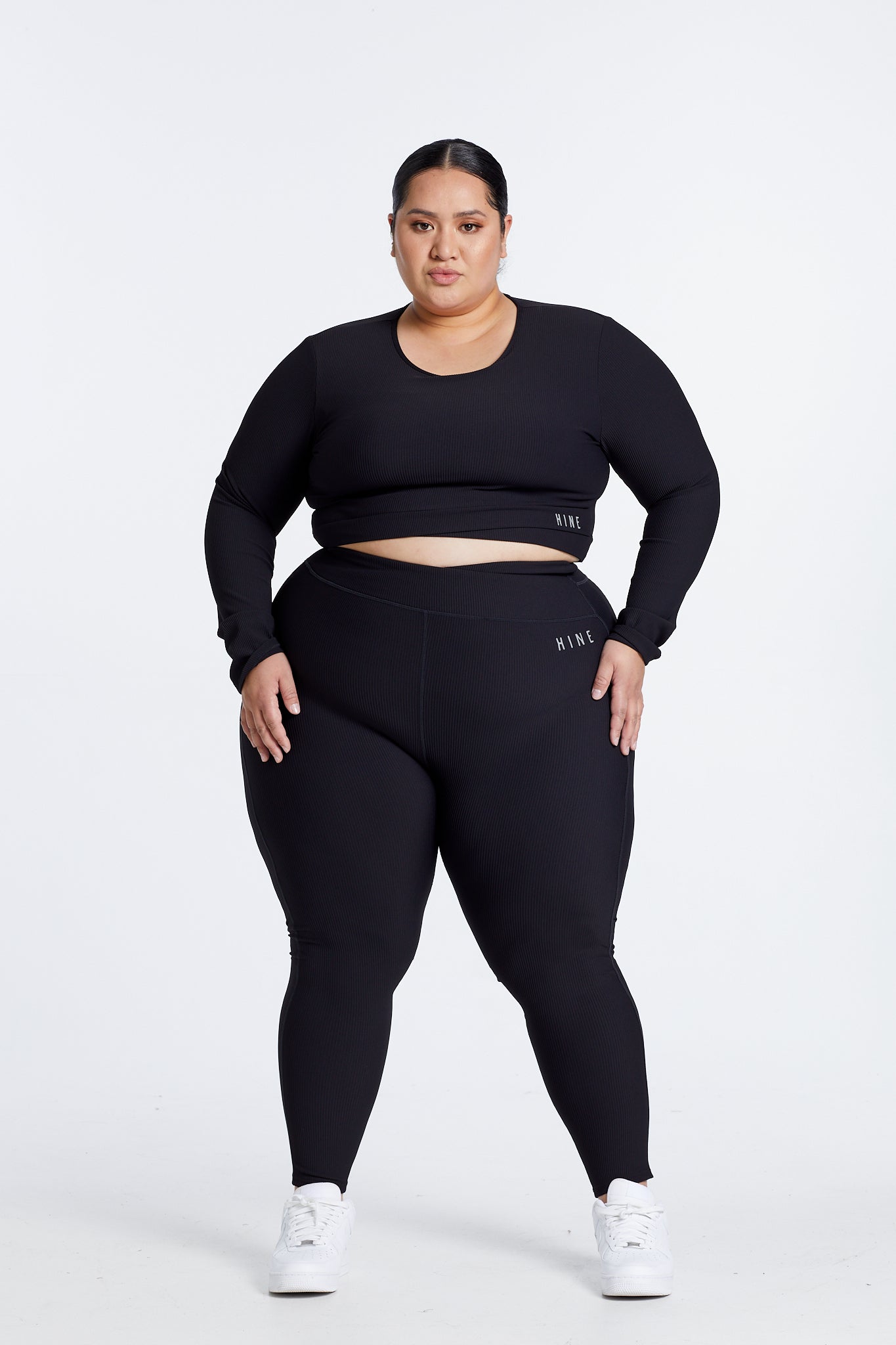 RECOVERY CROP LONG SLEEVE ONYX