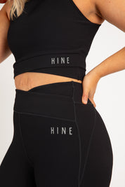 RECOVERY CROP TOP BRA ONYX