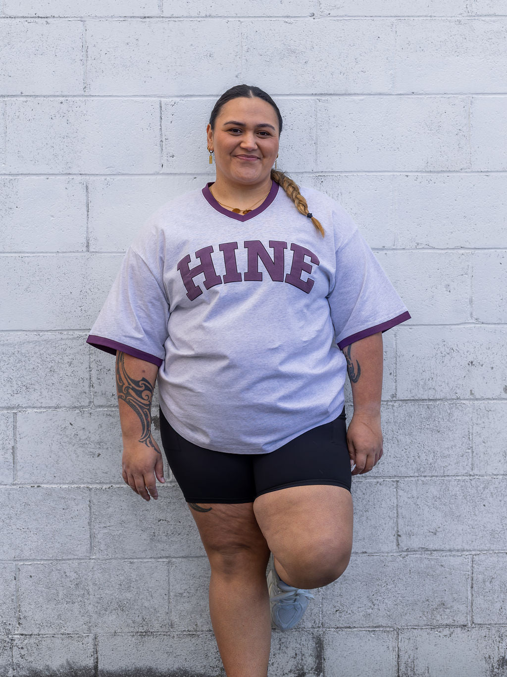 BOXY VARSITY  V-NECK TEE GREY MARLE