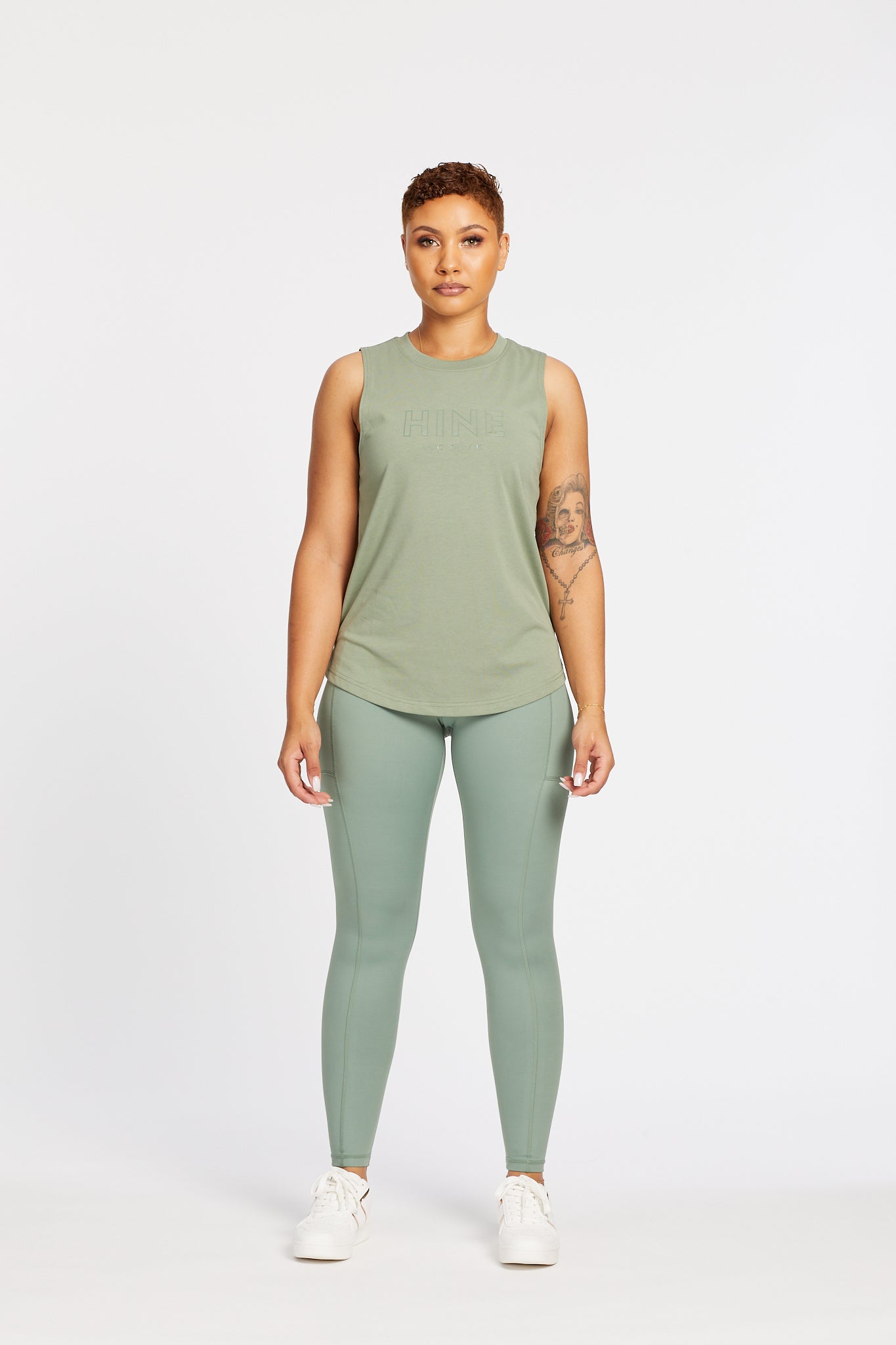 SIGNATURE MUSCLE SINGLET SEA GREEN