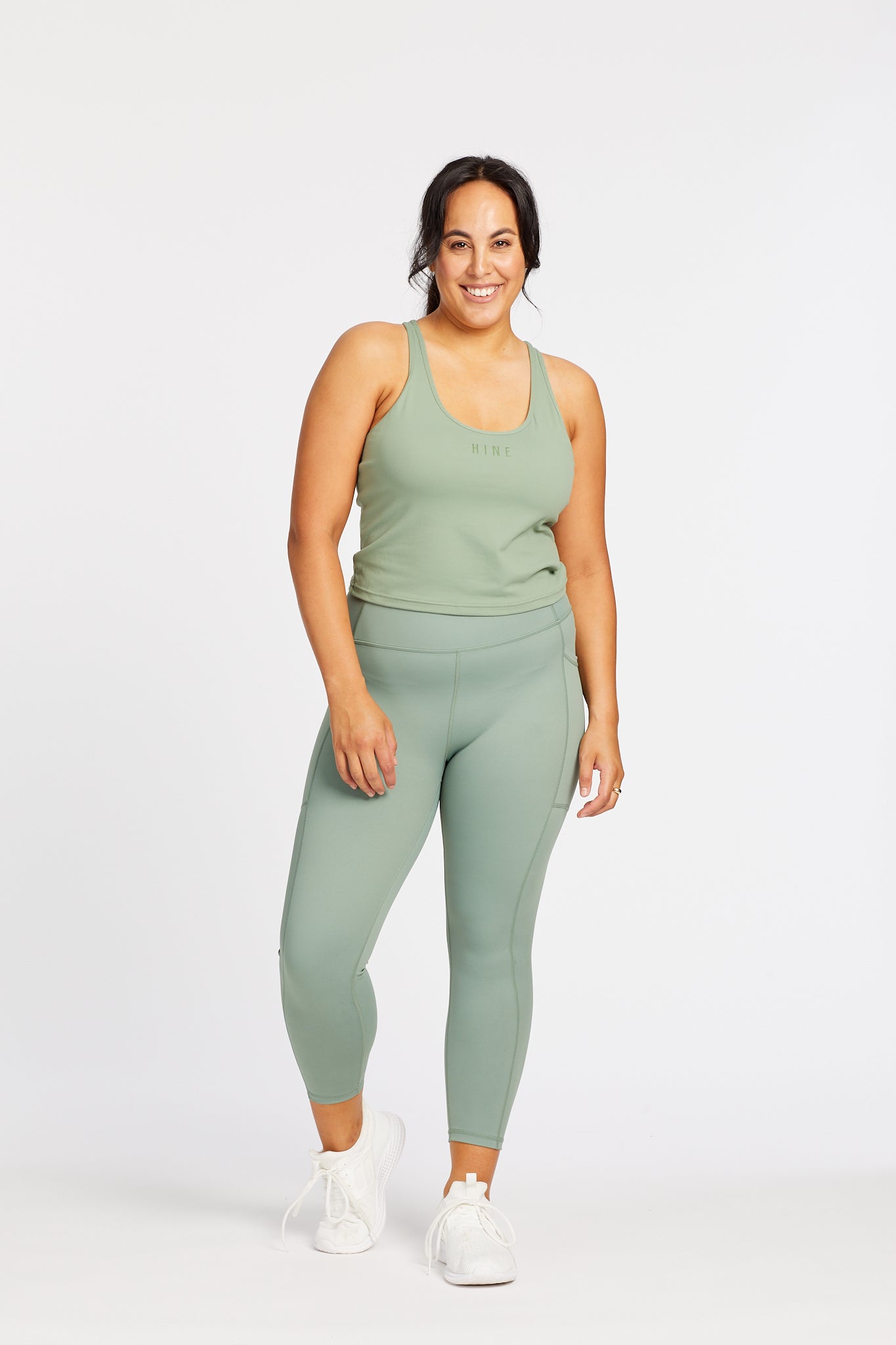 SIGNATURE RACERBACK CROP SEA GREEN