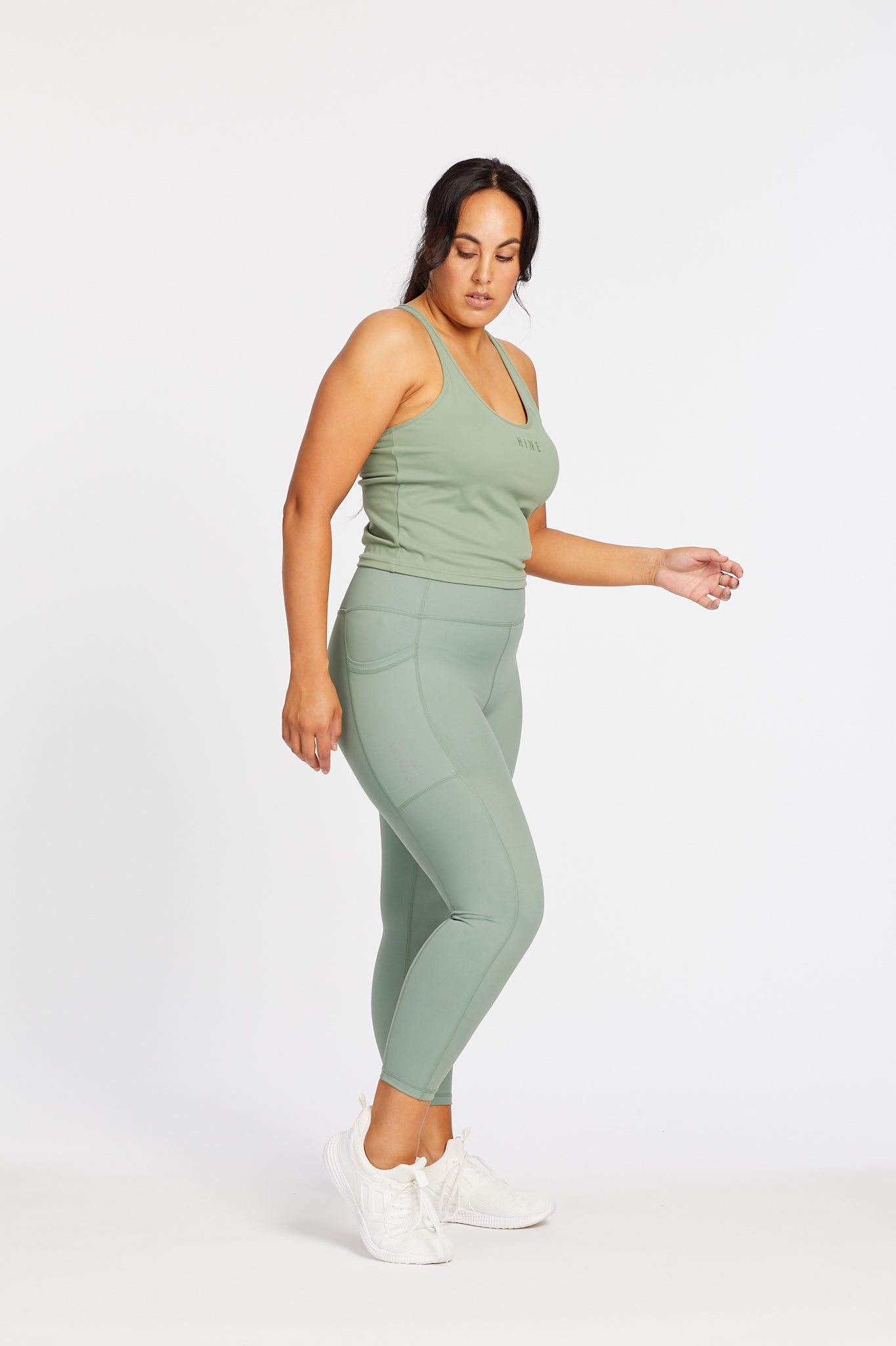 SIGNATURE RACERBACK CROP SEA GREEN