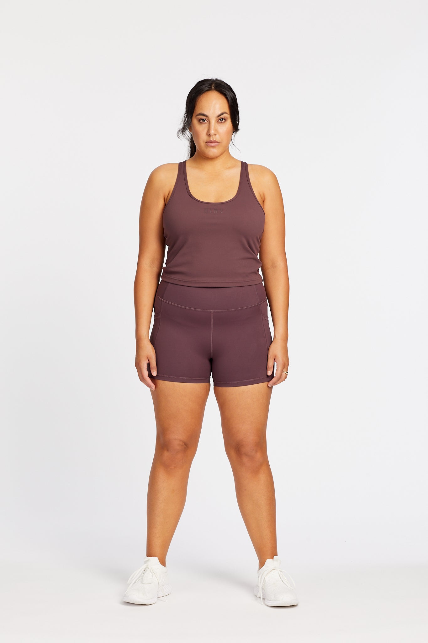 SIGNATURE RACERBACK CROP DEEP MAUVE
