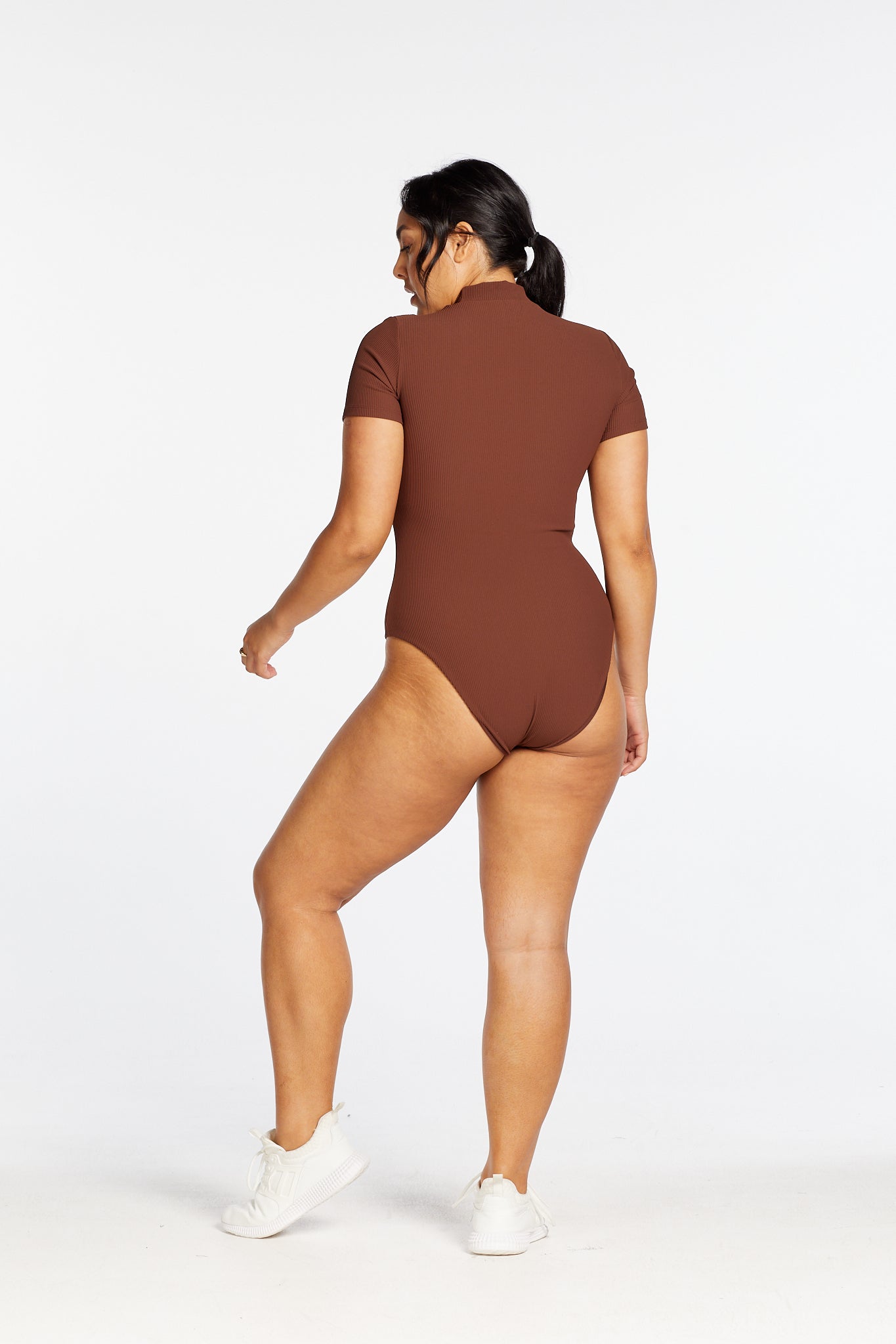 CORE RIBBED T-SHIRT BODYSUIT CHOCOLATE