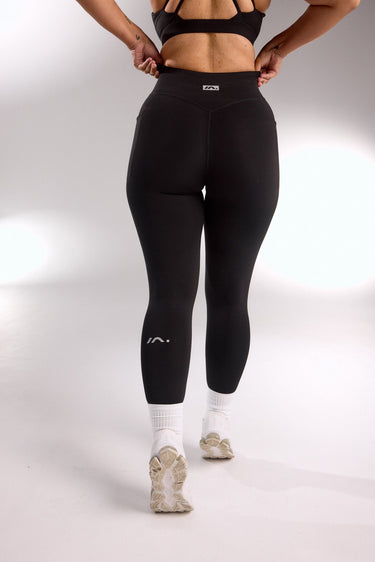 STAPLE W/ POCKET FULL LENGTH LEGGING BLACK